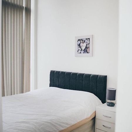 Penthouse In Liverpool City Centre - Free Parking - Balcony - By Happy Days Esterno foto