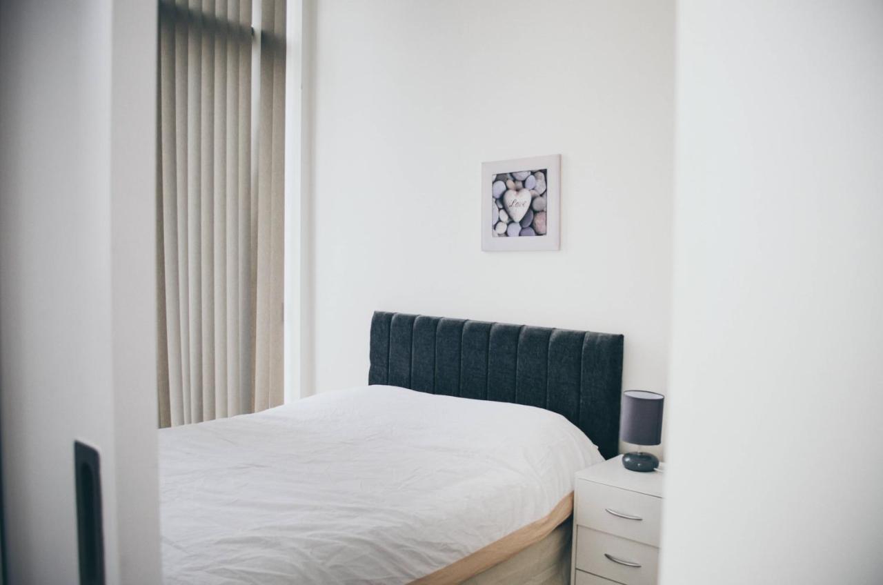 Penthouse In Liverpool City Centre - Free Parking - Balcony - By Happy Days Esterno foto