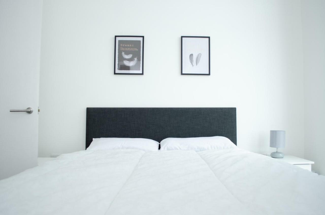 Penthouse In Liverpool City Centre - Free Parking - Balcony - By Happy Days Esterno foto