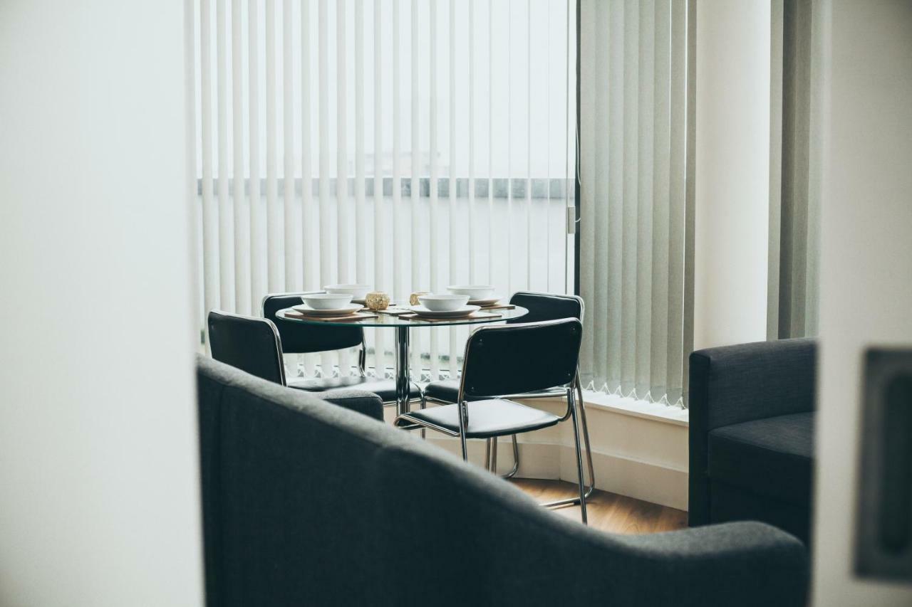 Penthouse In Liverpool City Centre - Free Parking - Balcony - By Happy Days Esterno foto